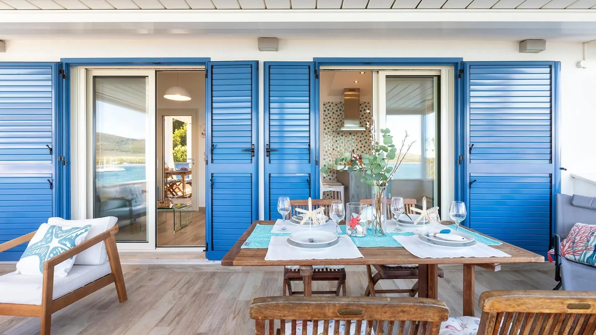 Sardinia Re - Porto Conte Bay Terrace Apartment