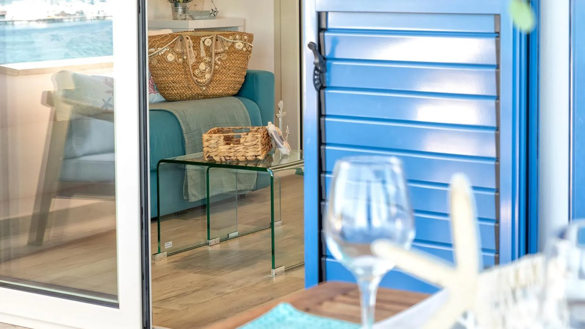 Sardinia Re - Porto Conte Bay Terrace Apartment 0*,