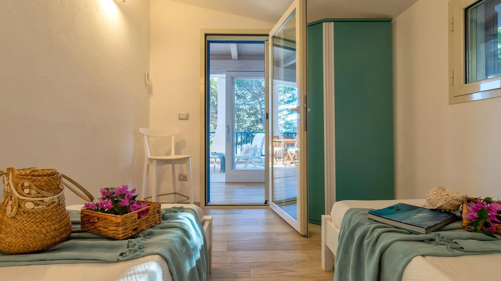 Sardinia Re - Porto Conte Bay Terrace Apartment Italy