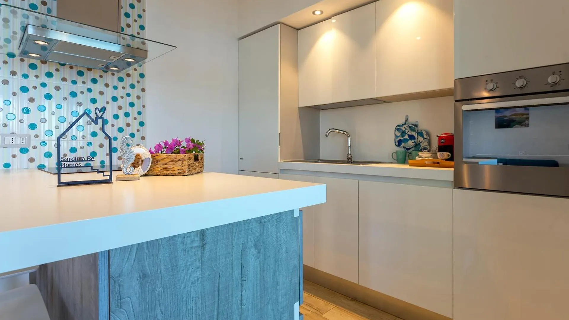 Sardinia Re - Porto Conte Bay Terrace Apartment
