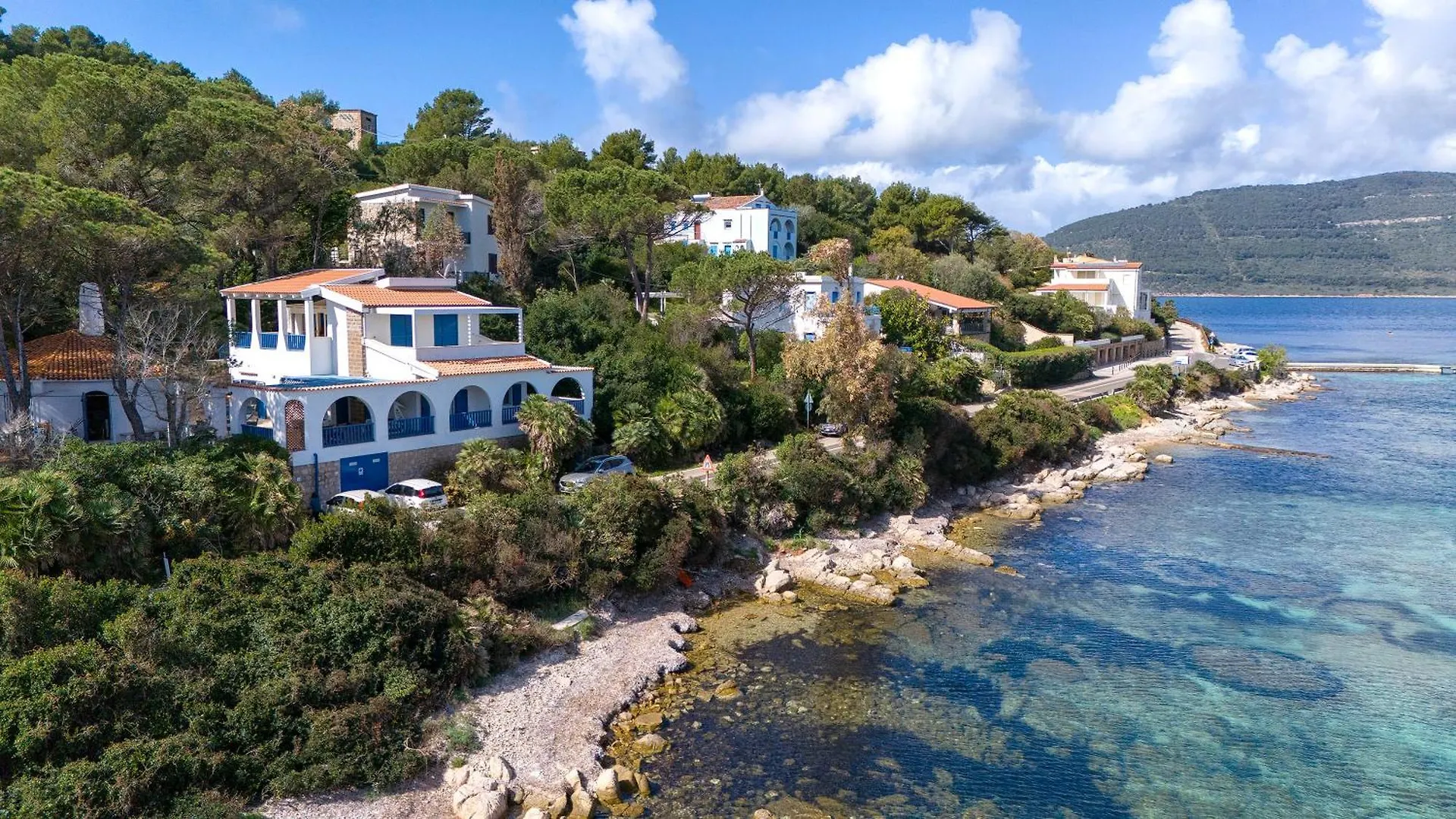 Sardinia Re - Porto Conte Bay Terrace Apartment