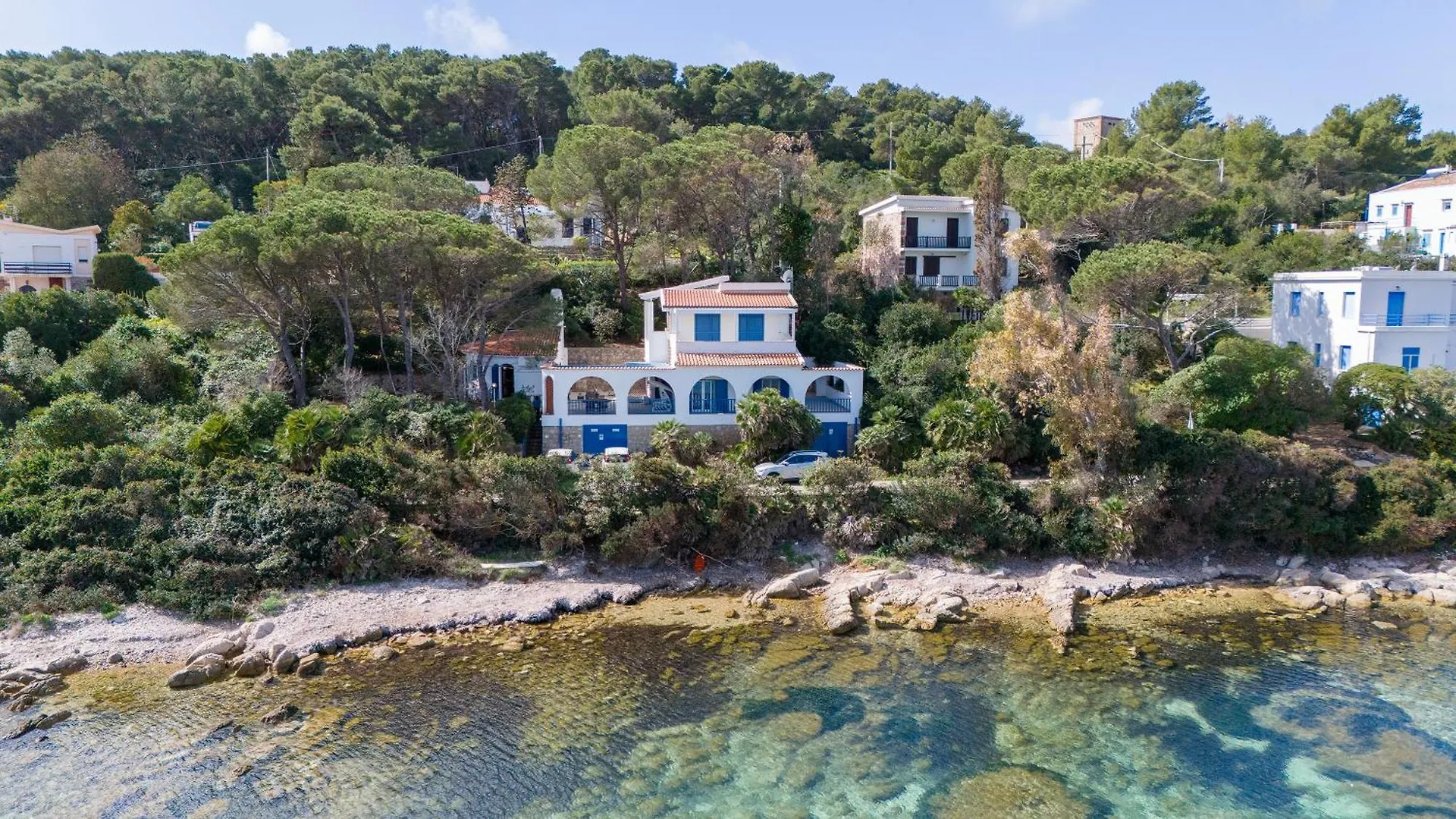 Sardinia Re - Porto Conte Bay Terrace Apartment